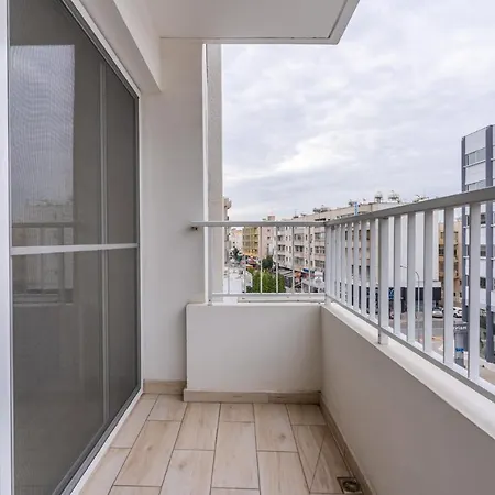 Celeste 3-bedroom In Lejlighed *