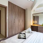 아파트 Celeste 3-bedroom In